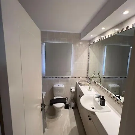 Апартаменты 201 Apartment-a Perfect Escape