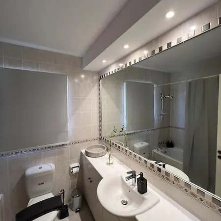 Apartamento 201 Apartment-a Perfect Escape *